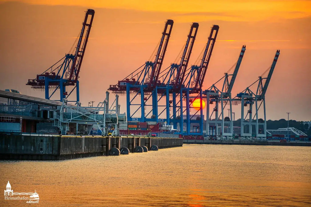 Hamburg Fotos - Hafenatmosphäre zum Sonnenuntergang