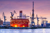 Blohm+Voss Dock Elbe 17 mit CAP SANn NICOLAS bei Sonnenuntergang