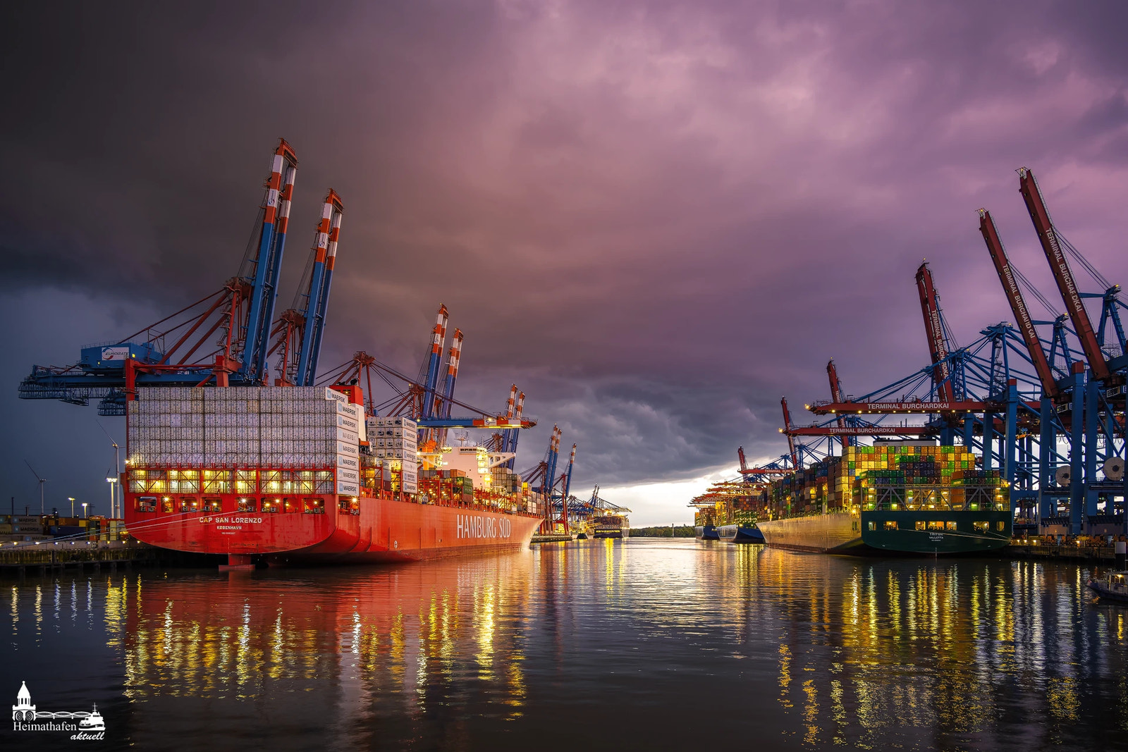 Hamburgfotos - HAMBURG SÜD - Containerhafen Waltershof bei Gewitter