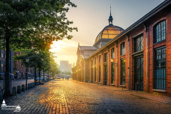 Hamburg Hafenfotos - Fischauktionshalle im Sonnenaufgang